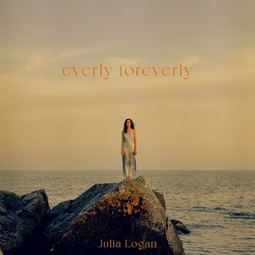 Everly Foreverly — Julia Logan
